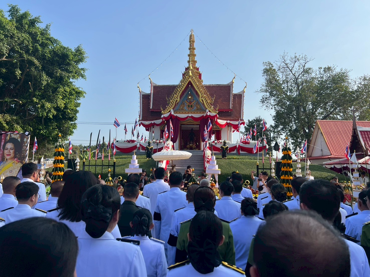 title - ส.ป.ก.พิษณุโลก ร่วมพิธีบวงสรวง บำเพ็ญกุศล และถวายราชสดุดี น้อมรำลึกพระมหากรุณาธิคุณสมเด็จพระเจ้าตากสินมหาราช